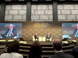 У Туреччині стартував Анталійський дипломатичний форум