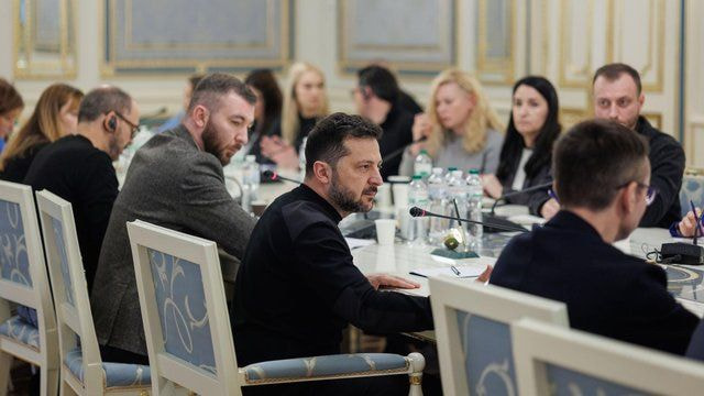 “Україна хотіла б провести переговори в Абу-Дабі до можливого саміту США, Китаю та росії”, - Зеленський