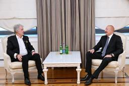 Ільхам Алієв зустрівся з Віктором Ющенком