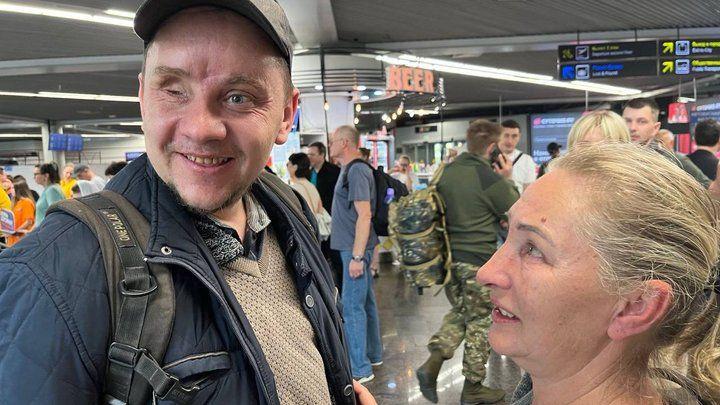 «Саша в шоці», — мати незрячого кримчанина про його повторний арешт