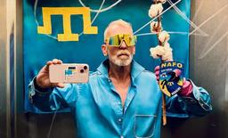Німецький дизайнер Вільде зібрав майже мільйон гривень на українську армію